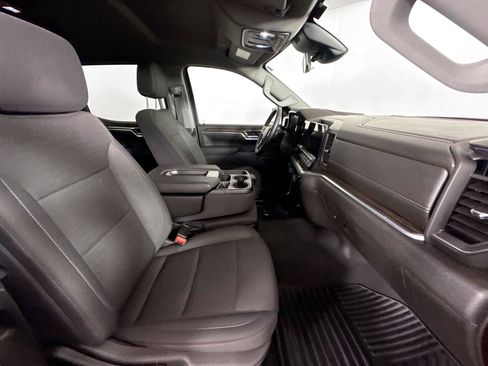 Used 2026 Chevrolet Silverado 1500 LT RWD image 38