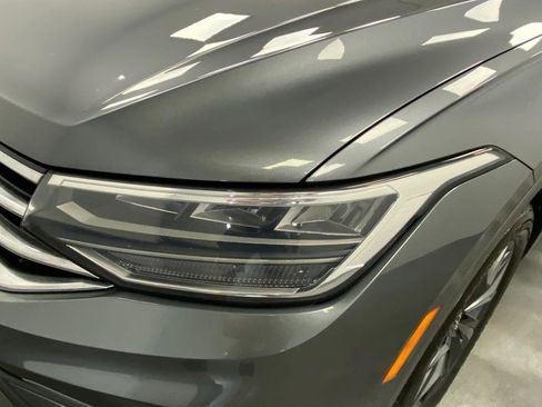 Used 2023 Volkswagen Tiguan SE image 11