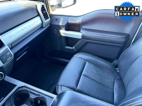 Used 2022 Ford F250 Lariat w/ Lariat Value Package image 29