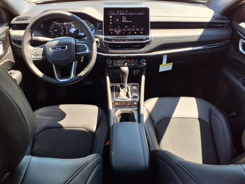 New 2026 Jeep Compass Altitude AWD/4WD image 9