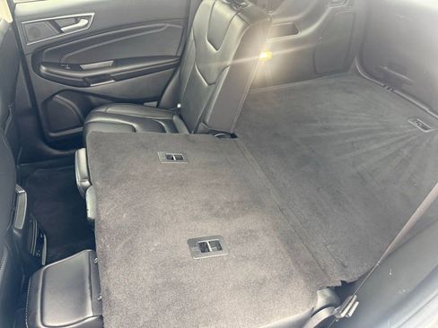 Used 2022 Ford Edge Titanium AWD/4WD image 38