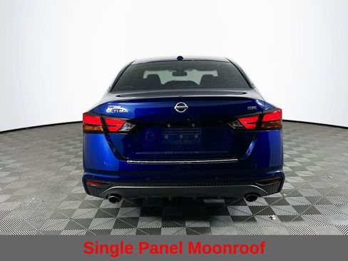 Used 2021 Nissan Altima 2.5 SR w/ SR Premium Package image 10