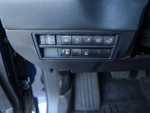 Used 2026 Toyota Tundra Limited w/ Power Package AWD/4WD image 20