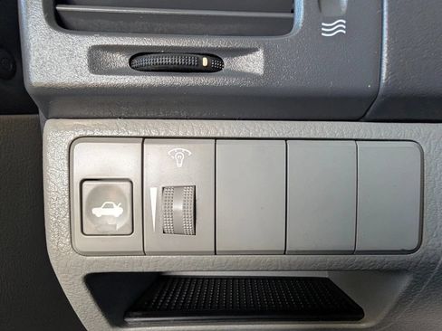 Used 2007 Kia Spectra EX FWD image 38