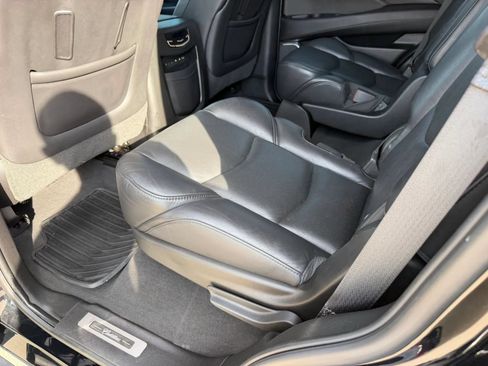 Used 2019 Cadillac Escalade Premium Luxury AWD/4WD image 44