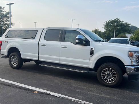 Used 2022 Ford F250 Lariat w/ Lariat Ultimate Package AWD/4WD image 3