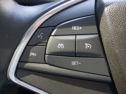 Used 2019 Cadillac XT5 Luxury image 31