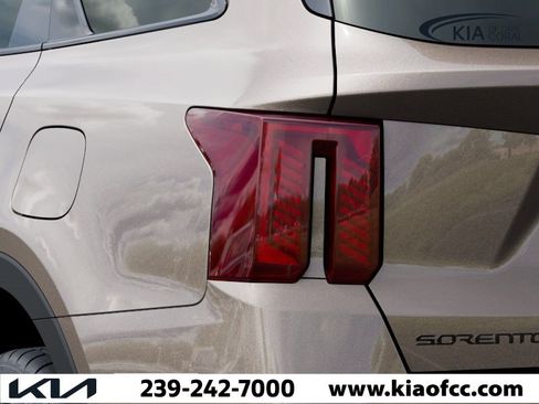 New 2026 Kia Sorento SX Prestige AWD/4WD image 11