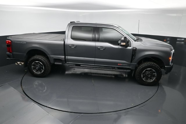 Used 2024 Ford F350 Lariat w/ Lariat Ultimate Package AWD/4WD image 29