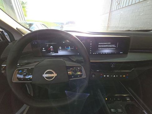 Used 2025 Nissan Murano Platinum w/ Cargo Package AWD/4WD image 9