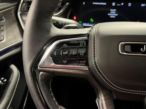 New 2025 Jeep Grand Cherokee L Overland w/ Advanced Protech Group III image 41