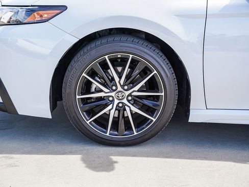 Certified 2023 Toyota Camry SE w/ Convenience Package image 7