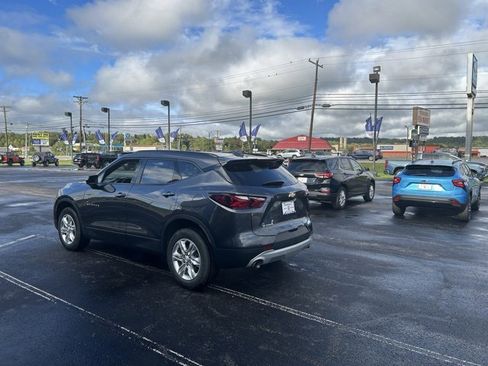 Used 2022 Chevrolet Blazer LT image 37