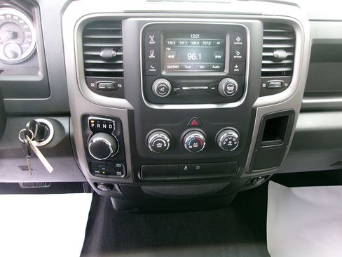Used 2014 RAM 1500 Express w/ Black Ram 1500 Express Group AWD/4WD image 18