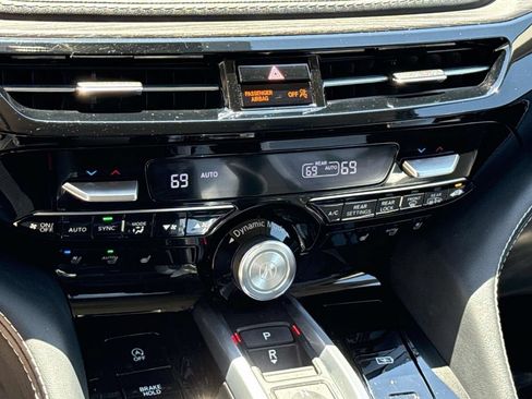 Used 2023 Acura MDX SH-AWD w/ Advance Package image 35