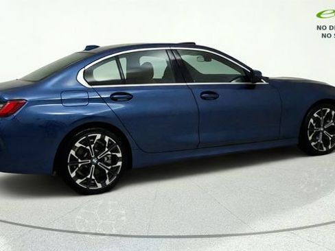 Used 2025 BMW 330i Sedan RWD image 9
