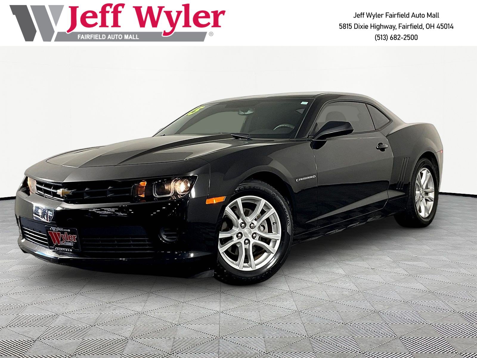 Used 2015 Chevrolet Camaro LS RWD image 1