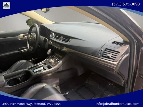 Used 2014 Lexus CT 200h w/ Seat Comfort Package FWD image 15