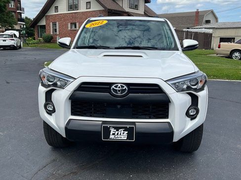 Used 2022 Toyota 4Runner TRD Off-Road Premium w/ TRD Black Wheel Package (TMS) AWD/4WD image 2