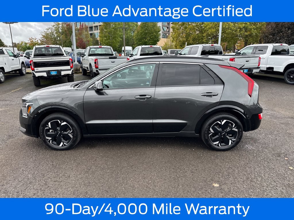 Used 2024 Kia Niro Wind w/ Wind Preserve Package FWD image 4