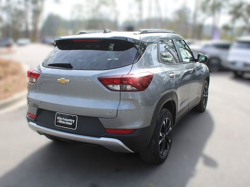 Used 2023 Chevrolet TrailBlazer LT image 11