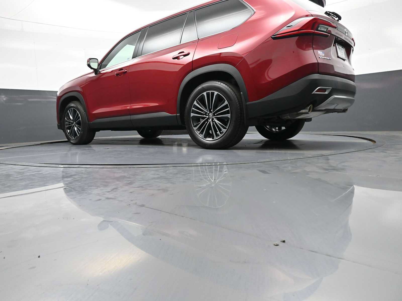 Certified 2026 Toyota Grand Highlander AWD Hybrid image 36
