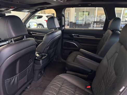Used 2024 Kia Telluride SX Prestige X-Pro AWD/4WD image 6