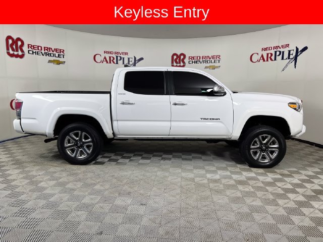 Used 2018 Toyota Tacoma Limited AWD/4WD image 9