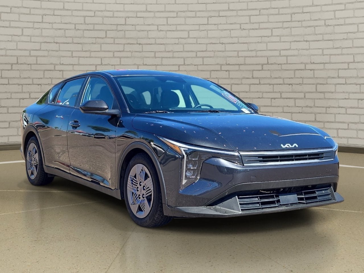 Used 2025 Kia K4 FWD image 3