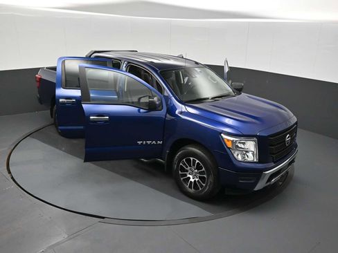 Used 2021 Nissan Titan SV w/ Accessory Utility Package AWD/4WD image 26
