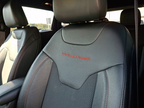 Certified 2024 Jeep Compass Trailhawk w/ Trailhawk Convenience Group AWD/4WD image 14
