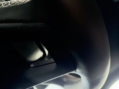 Used 2024 Jeep Grand Cherokee L Laredo image 16