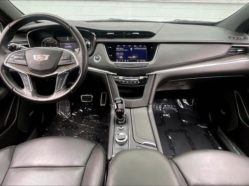 Used 2022 Cadillac XT5 Sportv w/ LPO, ONYX Package AWD/4WD image 19