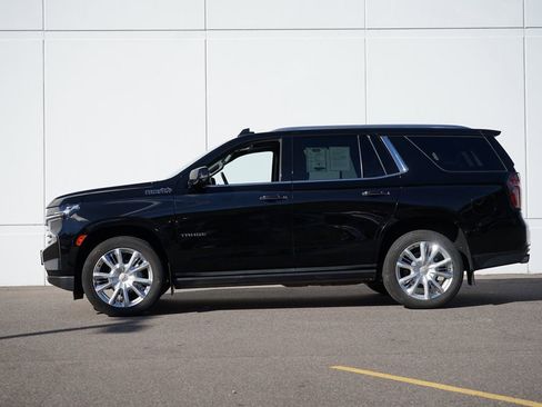 Used 2022 Chevrolet Tahoe High Country w/ Premium Package 2 image 6