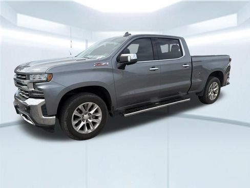 Used 2020 Chevrolet Silverado 1500 LTZ w/ LTZ Premium Package AWD/4WD image 5