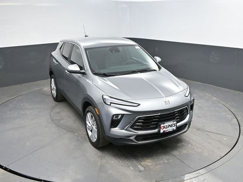 Used 2025 Buick Encore GX Preferred image 25