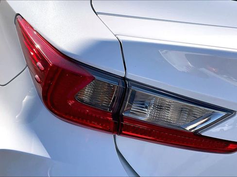 Used 2015 Lexus RC F image 29