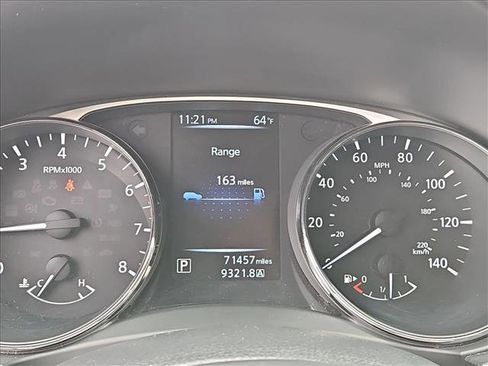 Used 2015 Nissan Rogue S image 14