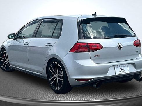 Used 2017 Volkswagen GTI Sport FWD image 3