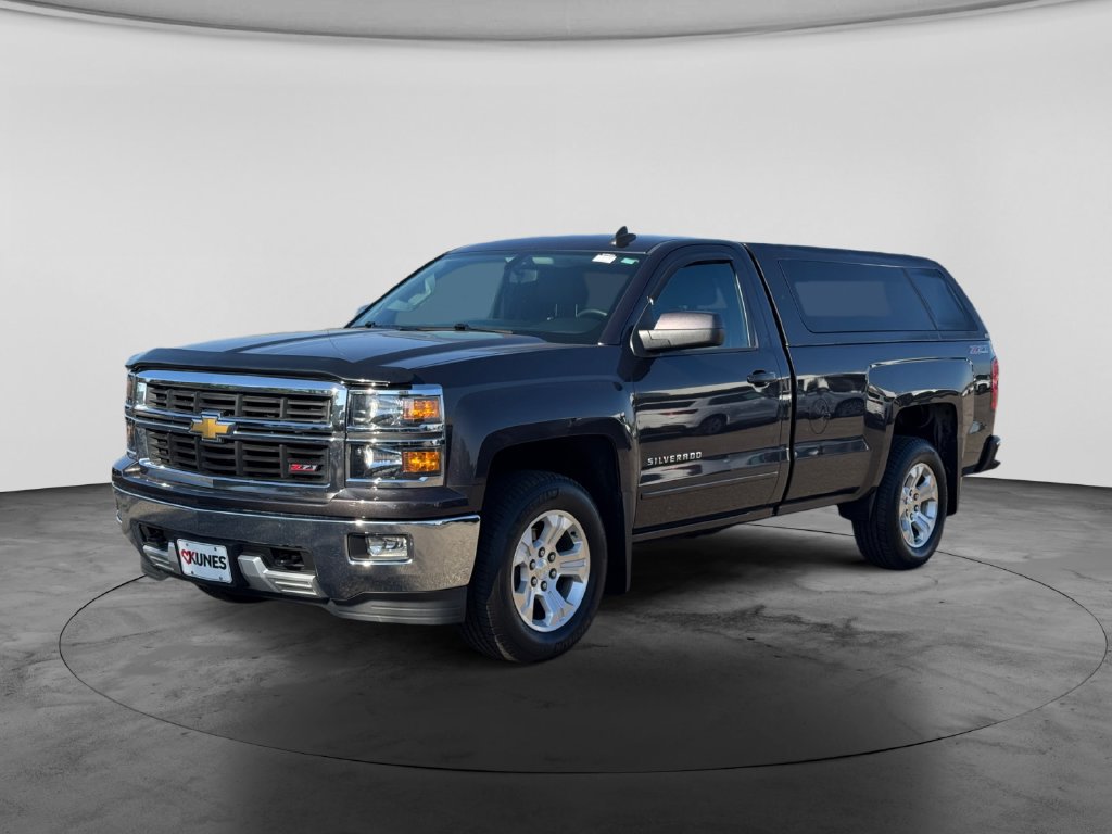 Used 2015 Chevrolet Silverado 1500 LT w/ LT Convenience Package AWD/4WD image 3