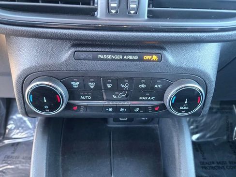 Certified 2024 Ford Escape ST-Line image 17