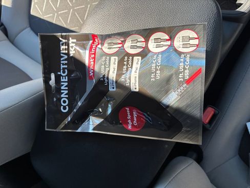 New 2025 Toyota RAV4 XLE image 38