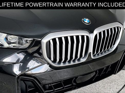 Used 2025 BMW X5 xDrive40i w/ M Sport Package AWD/4WD image 38