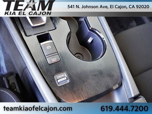Used 2024 Nissan Rogue S FWD image 31
