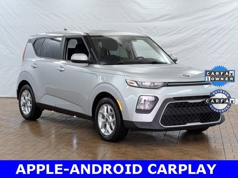 Used 2020 Kia Soul S image 1