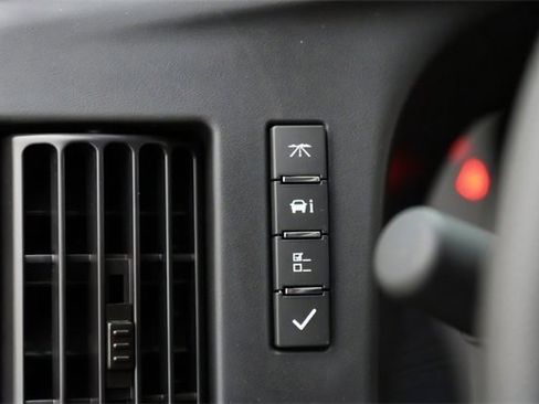 New 2024 Chevrolet Express 2500 image 17