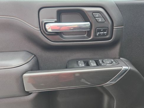 Used 2022 GMC Sierra 2500 AT4 w/ AT4 Preferred Package AWD/4WD image 18