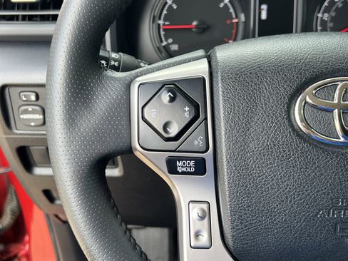 Used 2024 Toyota 4Runner SR5 AWD/4WD image 17