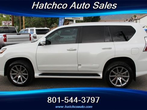 Used 2016 Lexus GX 460 w/ Comfort Package AWD/4WD image 2