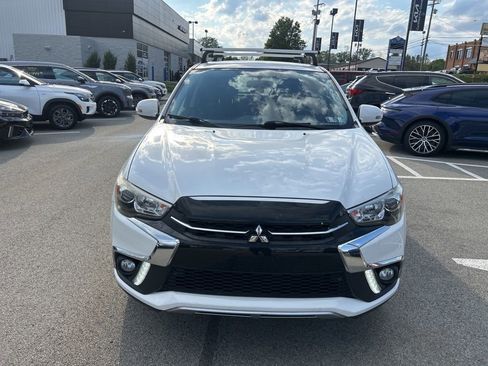 Used 2019 Mitsubishi Outlander Sport SE FWD image 2